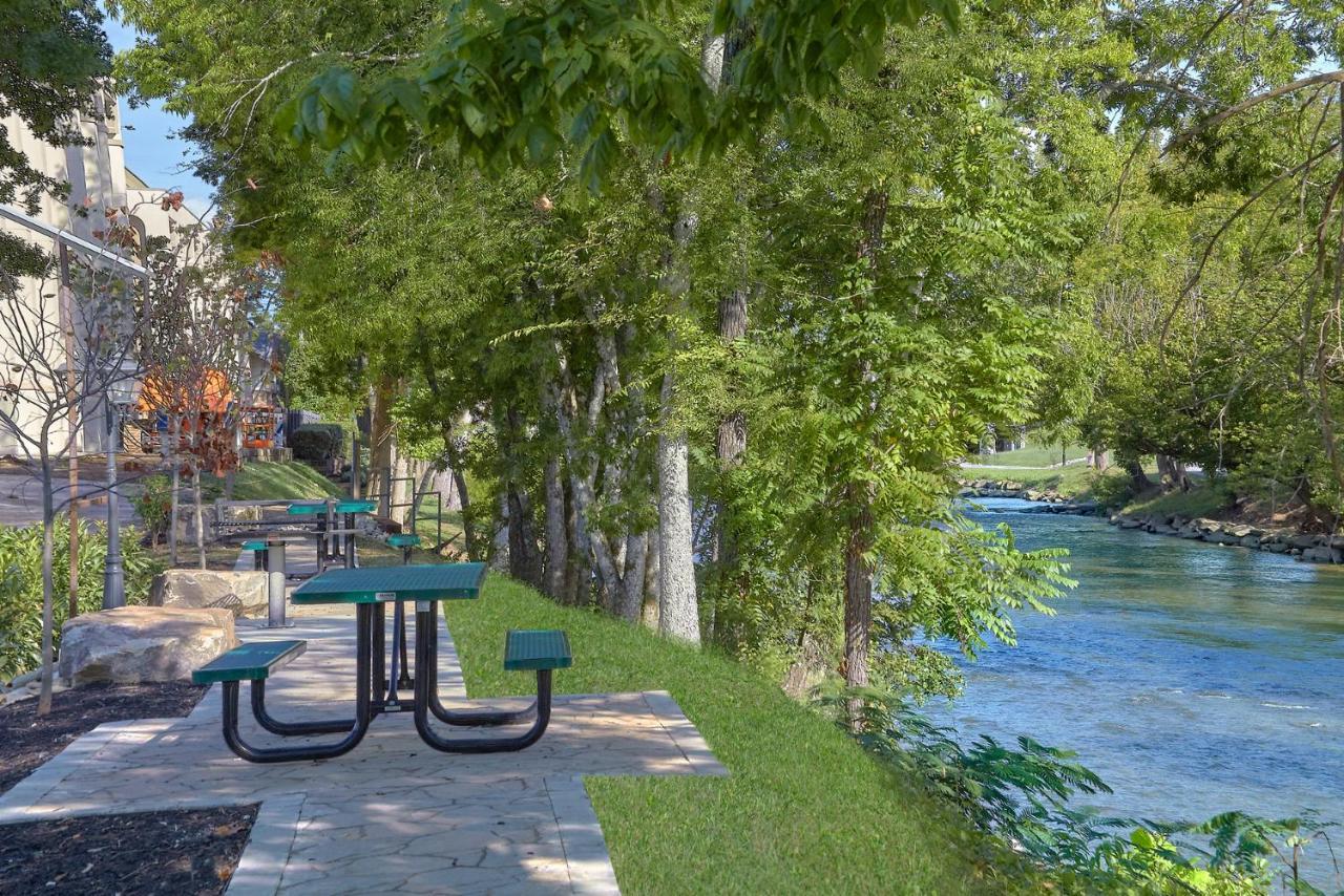 The Inn On The River Pigeon Forge Ngoại thất bức ảnh