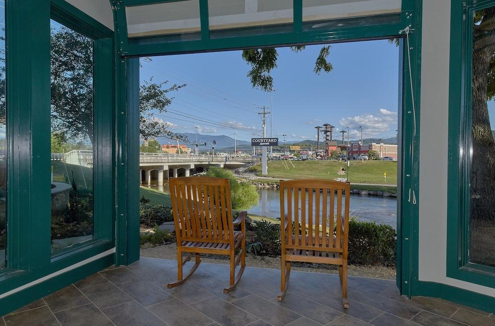 The Inn On The River Pigeon Forge Ngoại thất bức ảnh