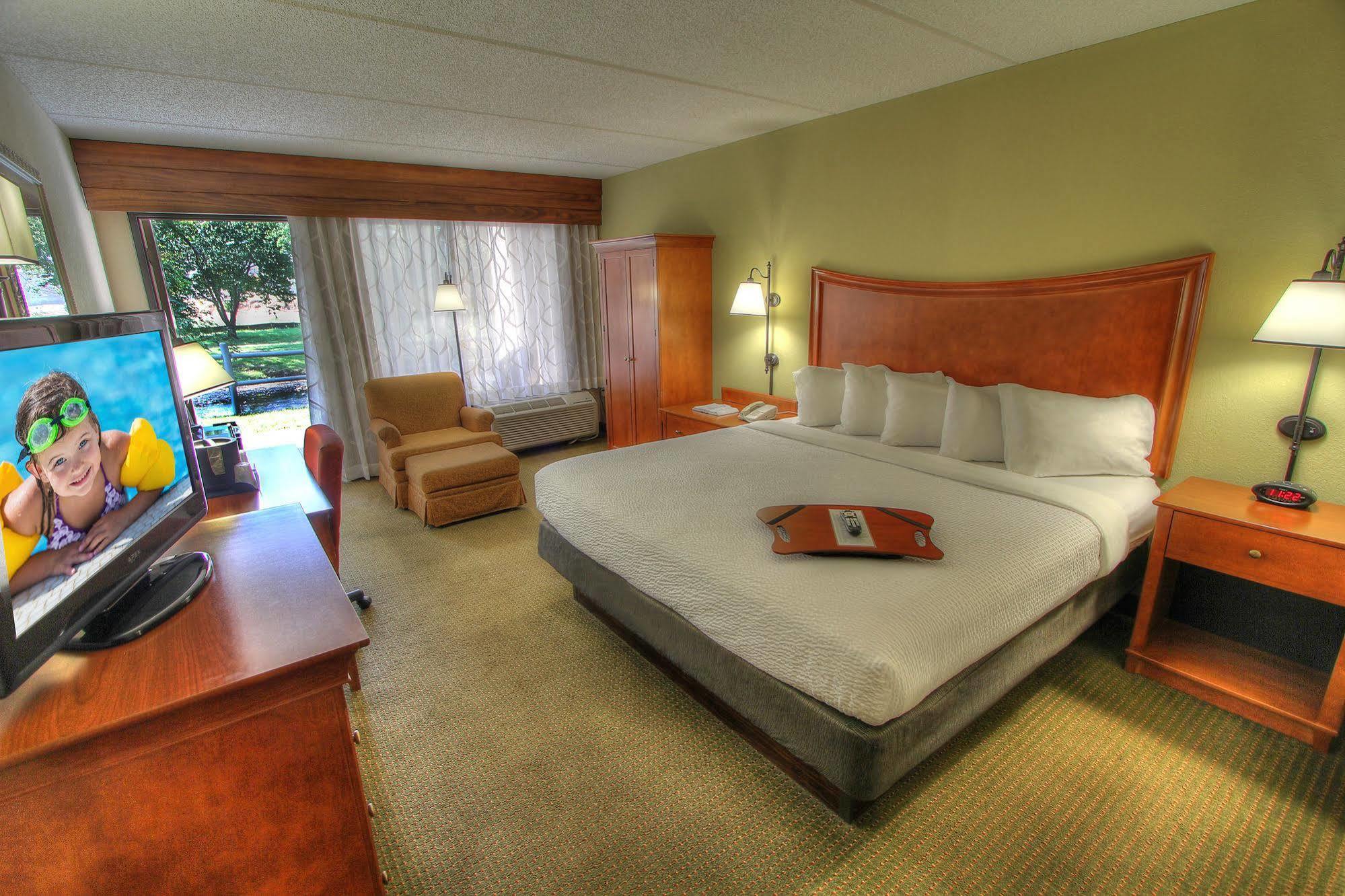 The Inn On The River Pigeon Forge Ngoại thất bức ảnh