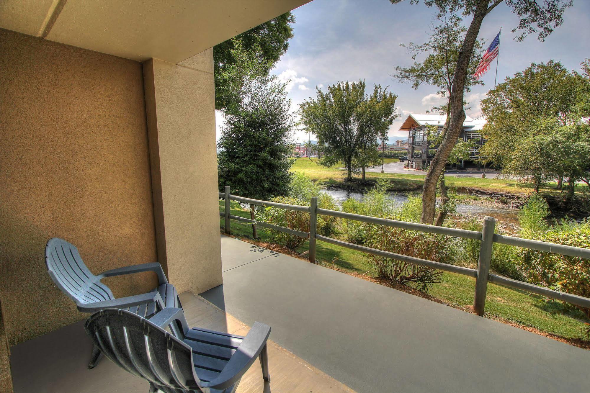 The Inn On The River Pigeon Forge Ngoại thất bức ảnh
